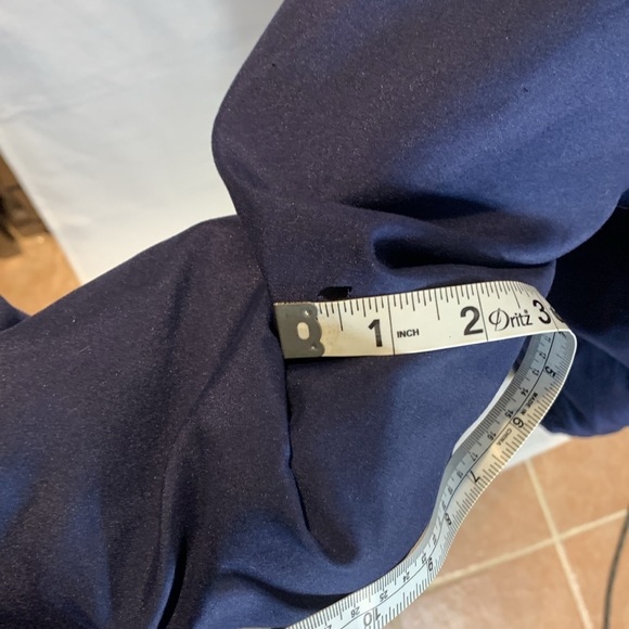 1 of 1 Vintage Sand Sharks #77 Hockey Warmup Windbreaker Grape/Gold/Maroon Sz L - Picture 14 of 14